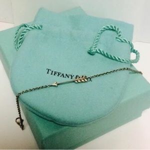 Tiffany & Co. RARE Vintage Paloma Picasso Arrow bracelet